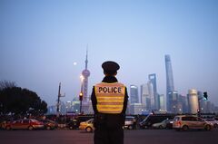 中国警察から史上最大級の情報漏えいか、ハッカー関与