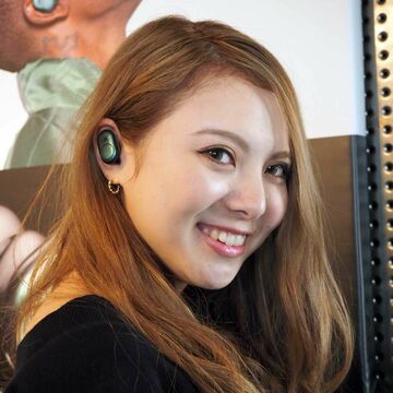 スカルキャンディー初の完全ワイヤレス「PUSH」は、激しく体を動かしても外れない絶妙な装着感