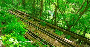 「時間が止まってる…」都内に残る“絵になる廃線”と、幻の観光計画とは？