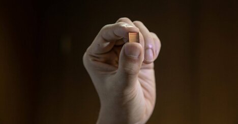 メモリーチップで後れ取る米国、関税で事態悪化の恐れ
