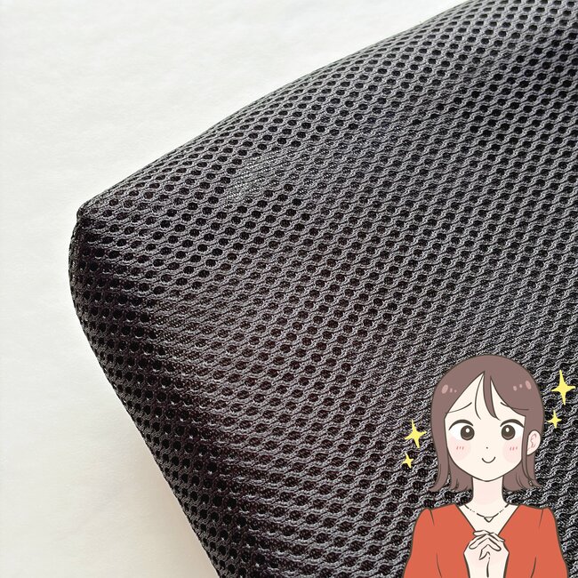 「おしりが楽！」「浮いているような感覚です」ニトリの“ソファみたいなクッション”座ってる時間が快適になった！「家族の分も追加で購入しました」