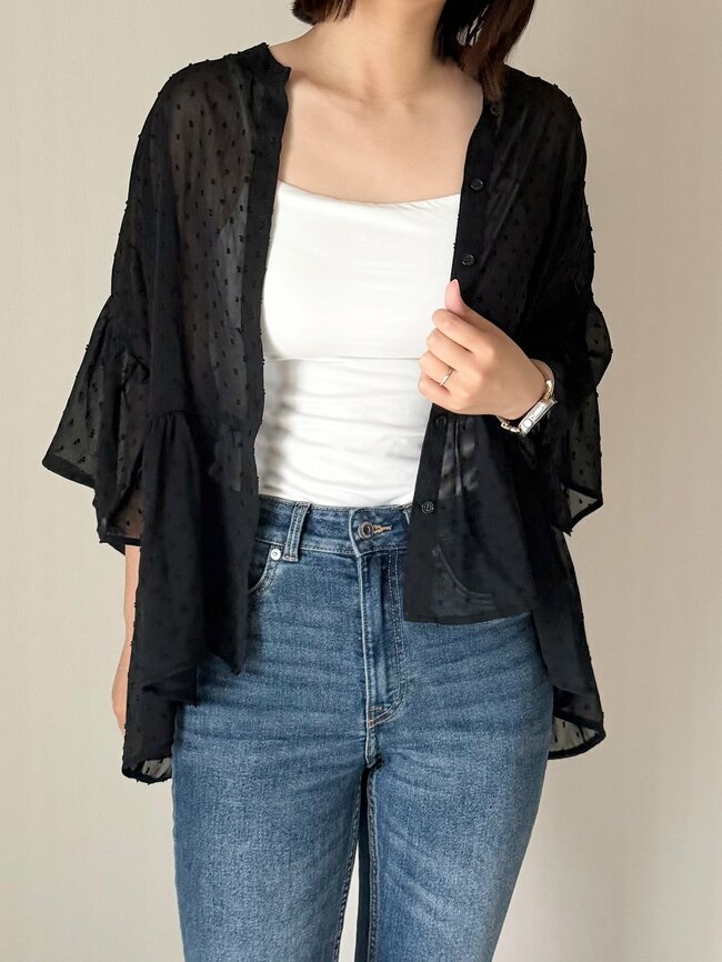 【しまむら】サッと羽織るだけでカワイイ!1639円の「涼しげトップス」ふんわり揺れるフレアシルエットが素敵すぎる!《着用レビュー》