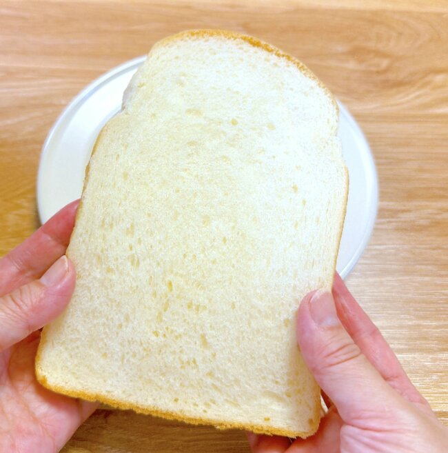 どうしてこんなに美味しいの…？コメダ珈琲の“レジ横メニュー”好きすぎて毎朝食べたい…！「ふわふわで本当に美味しい」 「お家コメダが楽しめました」《実食レビュー》