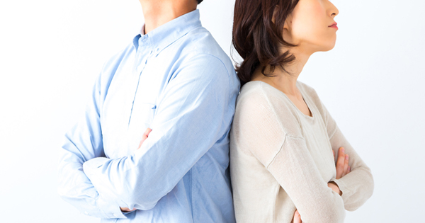 妻が突然離婚を口にする原因にも!更年期障害という試練