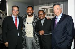ソニーは「配信戦争」回避、他社に映画売る戦略