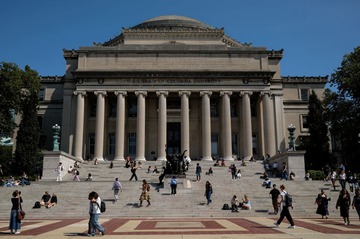 米エリート大学に迫る資金問題