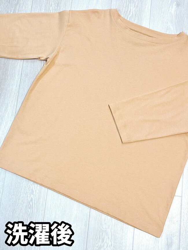 「5枚愛用してます」「一年中着ていたい」無印良品の“990円トップス”万能すぎて何枚でも欲しくなる！「シンプルだけど頼れる一枚」