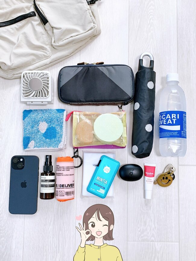 雨の日もガンガン使える！グローバルワークの「軽量ショルダーバッグ」荷物がたっぷり入って便利！【購入レビュー】