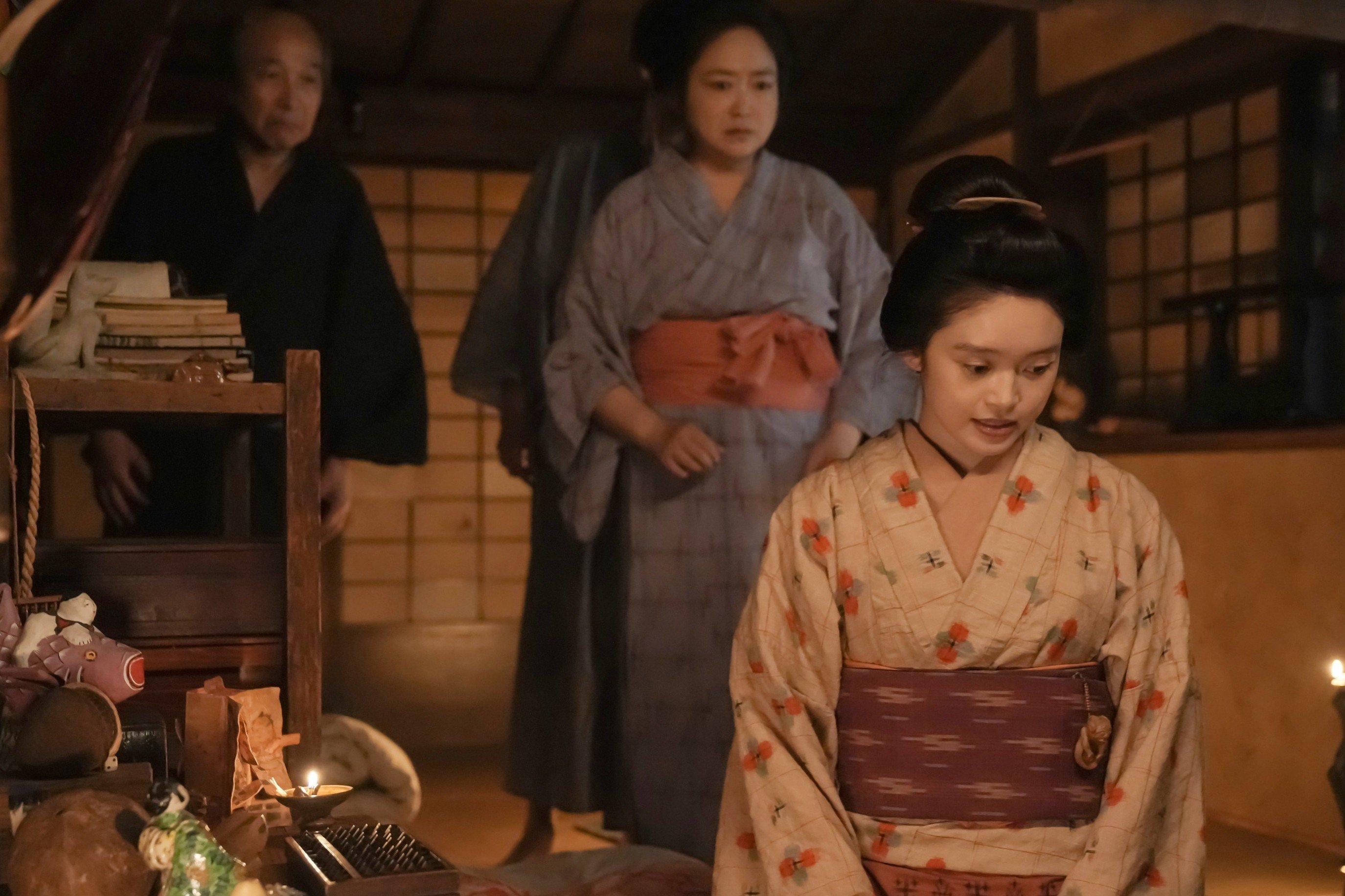 司之介(岡部たかし)の尾行をかわし…高石あかり(トキ)が「アクション仕込み」の身体能力を見せた〈ばけばけ第33回〉