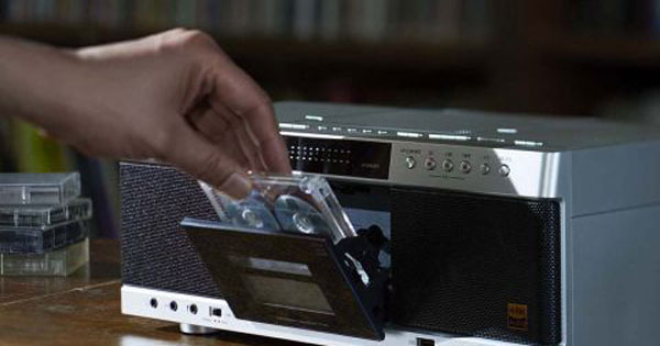 80年代のオーディオブランド「Aurex」からハイレゾラジカセ第2弾