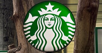 カードや診察券が30枚入った！スターバックスの「ミニ財布になるポーチ」買い物や通院で大活躍！「とても可愛い」「2つ購入しました」《購入レビュー》
