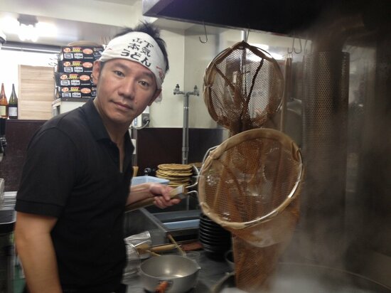 山下本気うどん、オモロー山下