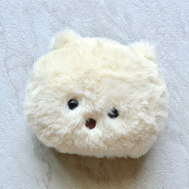 「とにかく可愛い」「2色購入しました」3COINSの“もふもふエコバッグ”見るたびに癒やされる！「家族にプレゼントします！」