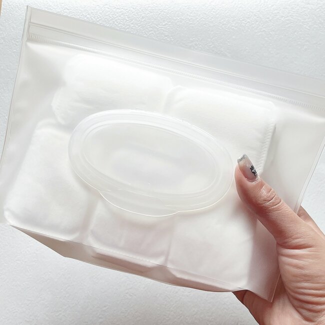 「全子育てママさんにおすすめ」「2つ買ったけどもっと欲しい」セリアの“天才ケース”がSNSで大絶賛「荷物がかさばらなくて最高」