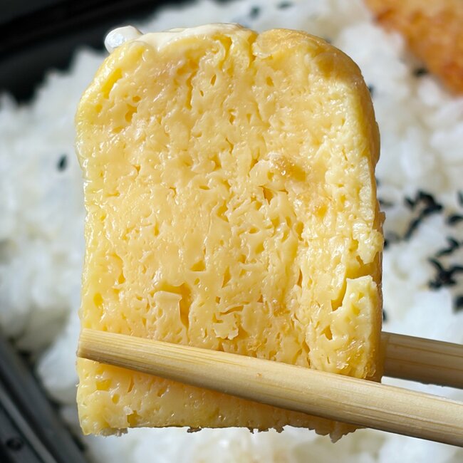 白米が爆速で消えていく！ほっともっとの“好きなものだらけ弁当”1人前とは思えないボリュームです！