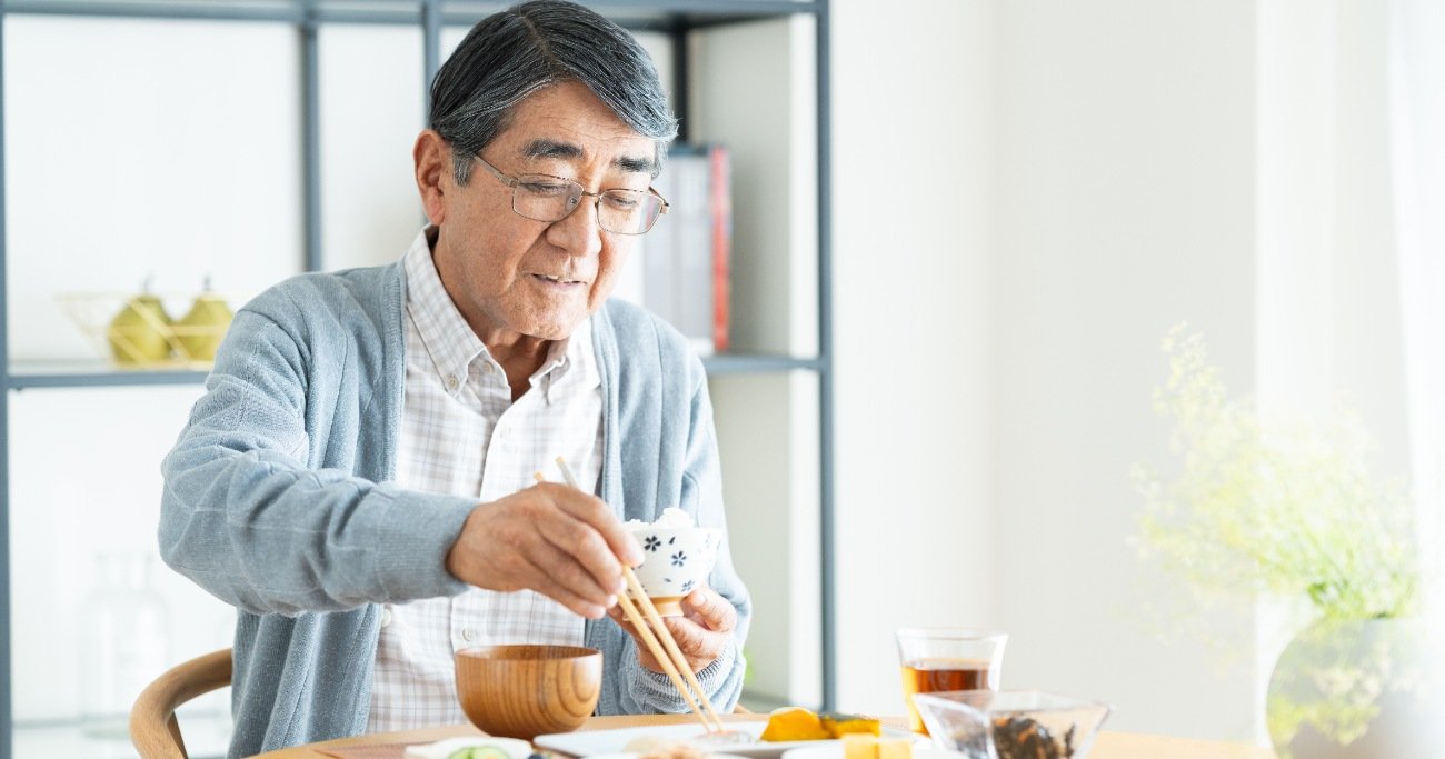 【医師が教える】70歳を過ぎて「体重が減った」人が注意すべき食べ物 - 医者が教える 栄養学的に正し