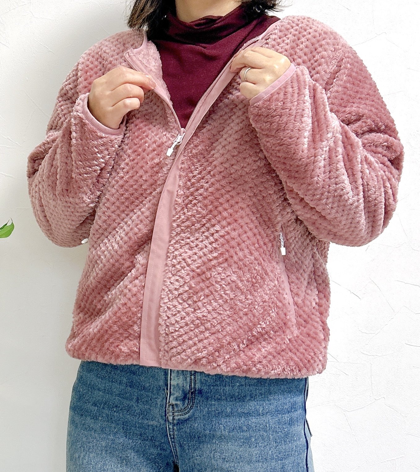 「北国でも十分暖かい」ワークマンの“1900円カーディガン”が冬の正解すぎた!「3回ほどリピート購入」「軽くて柔らかい」