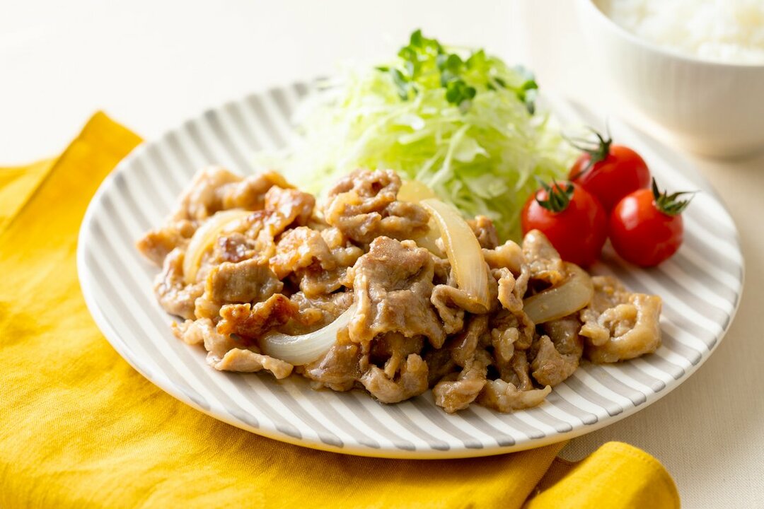 【裏ワザ料理】秘密の「黄金比だれ」でつくる!旨味たっぷり、やわらか豚の「しょうが焼き」