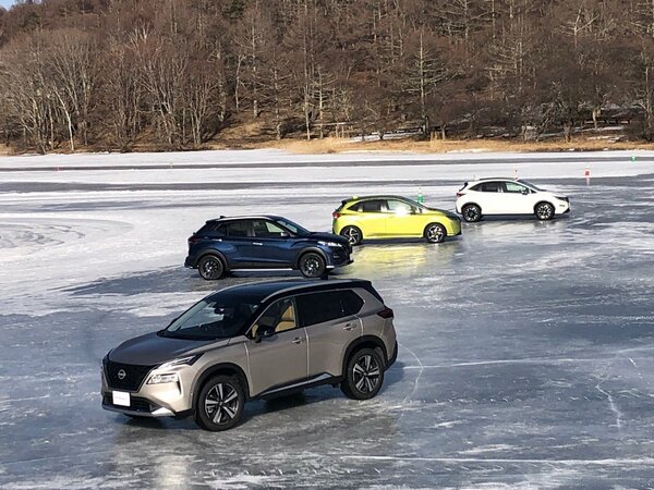 日産e-POWER搭載各モデル。22年1月に長野県内で実施された氷上試乗会の様子