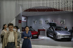 マスク氏とテスラ、中国で行き詰まる