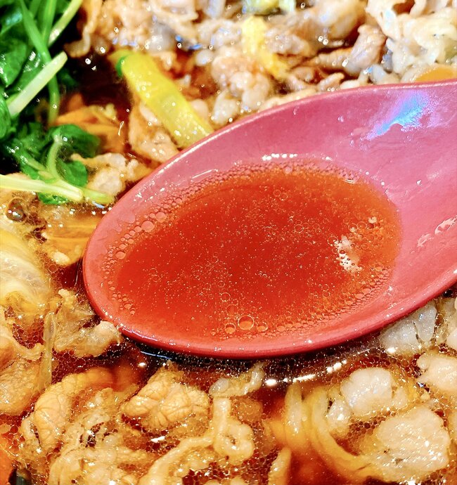 「大盛りご飯4杯いただきました」吉野家の“お肉ドカ盛りメニュー”ご飯おかわり無料なのが嬉しい！「明らかに肉の量が多いわよ」「腹がパッツンパッツンです」《実食レビュー》