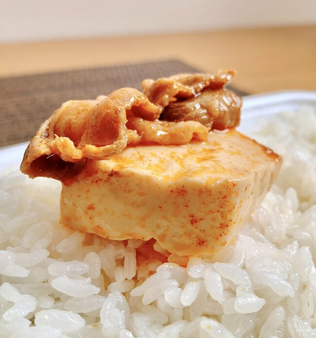 「毎日3食これでいい」の声も。ほっともっとの“お肉たっぷりメニュー”旨すぎて白米が止まらない!「大好物すぎて…週1確定」「ほっともっとで1番美味しい」《実食レビュー》