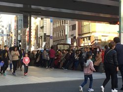 中国人観光客が消えた東京の今、新宿で聞こえない中国語、銀座資生堂も閑散…