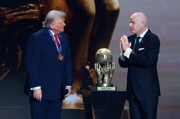 史上最大のW杯成功めざし、トランプ氏にこびる男