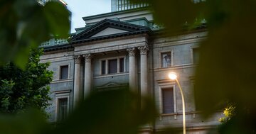 円安が止まらない一因は日銀の「財政従属」問題、懸念払拭に政府は食料品消費減税の見直しを