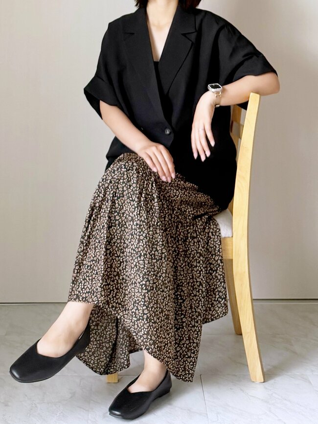 【しまむら】サッと羽織るだけでオシャレ!2189円の「おしりまで隠れるトップス」着痩せ効果もバツグンです《購入レビュー》
