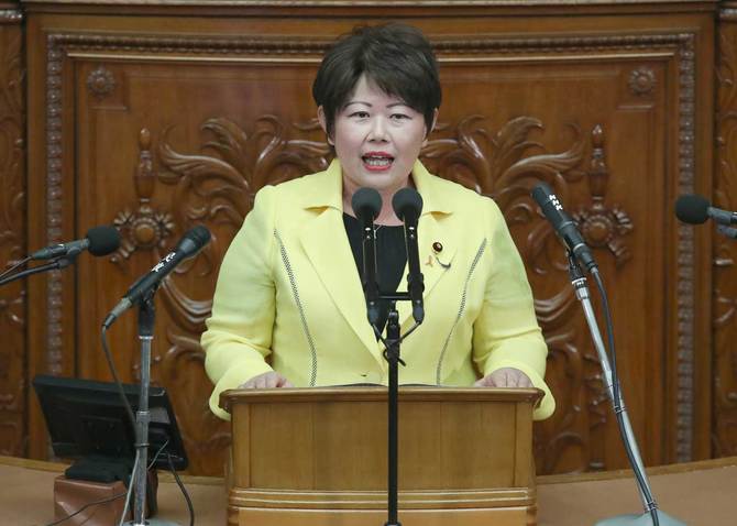 宮川典子議員