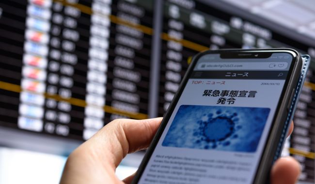 新型コロナとの戦いに、日本の「経済重視」という優しさは有効か