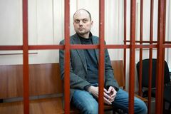 弾圧強めるプーチン氏、「反逆罪」という名の凶器