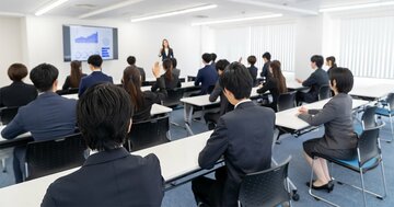 就活生を狙った「高額セミナー」トラブル急増！巻き込まれやすい学生のタイプは？