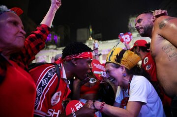 ブラジル大統領選でルラ氏が政権維持、予想外の勝利