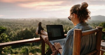 【サボりは正義】ずば抜けて仕事ができる人の「すごい習慣」とは？