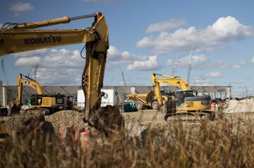 GMと韓国LG、米の第4電池工場建設を撤回