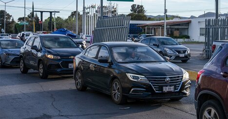 米国が禁止したい中国ハイテクカー、米都市を疾走