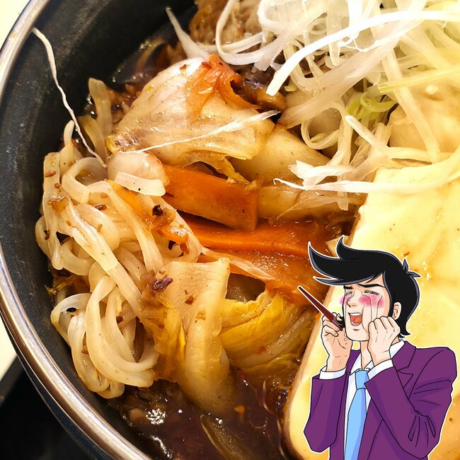 「3食これでいい」「本当においしい！」すき家の“豪快すぎる鍋メニュー”具材がドーンとのってて笑っちゃった！「米が進む」