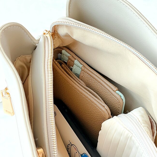 「小さい財布を探してました」「購入して正解」3COINSの“コンパクトな財布”小さめバッグにも入って優秀！「カードもお札も小銭も全て入ります」