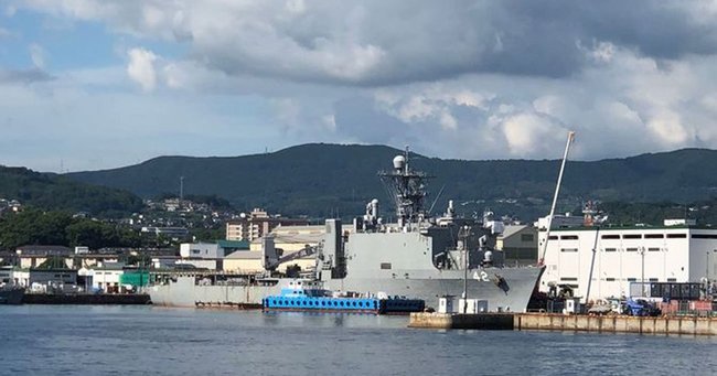 米海軍の請負業者、日本の港で廃水を不法投棄か