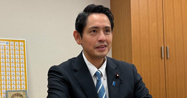 深作ヘスス氏