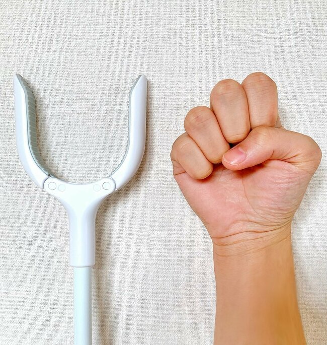 「もう5本ぐらい購入しました」カインズの“ひざと腰がラクになるアイテム”無い生活に戻れないよ！「しゃがむ苦痛から解放されました」《購入レビュー》