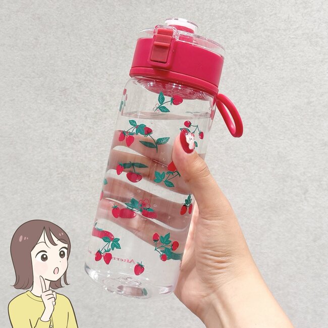 水を飲む量が増えました！アフタヌーンティーの「華やかボトル」イチゴ柄が可愛すぎる！《購入レビュー》
