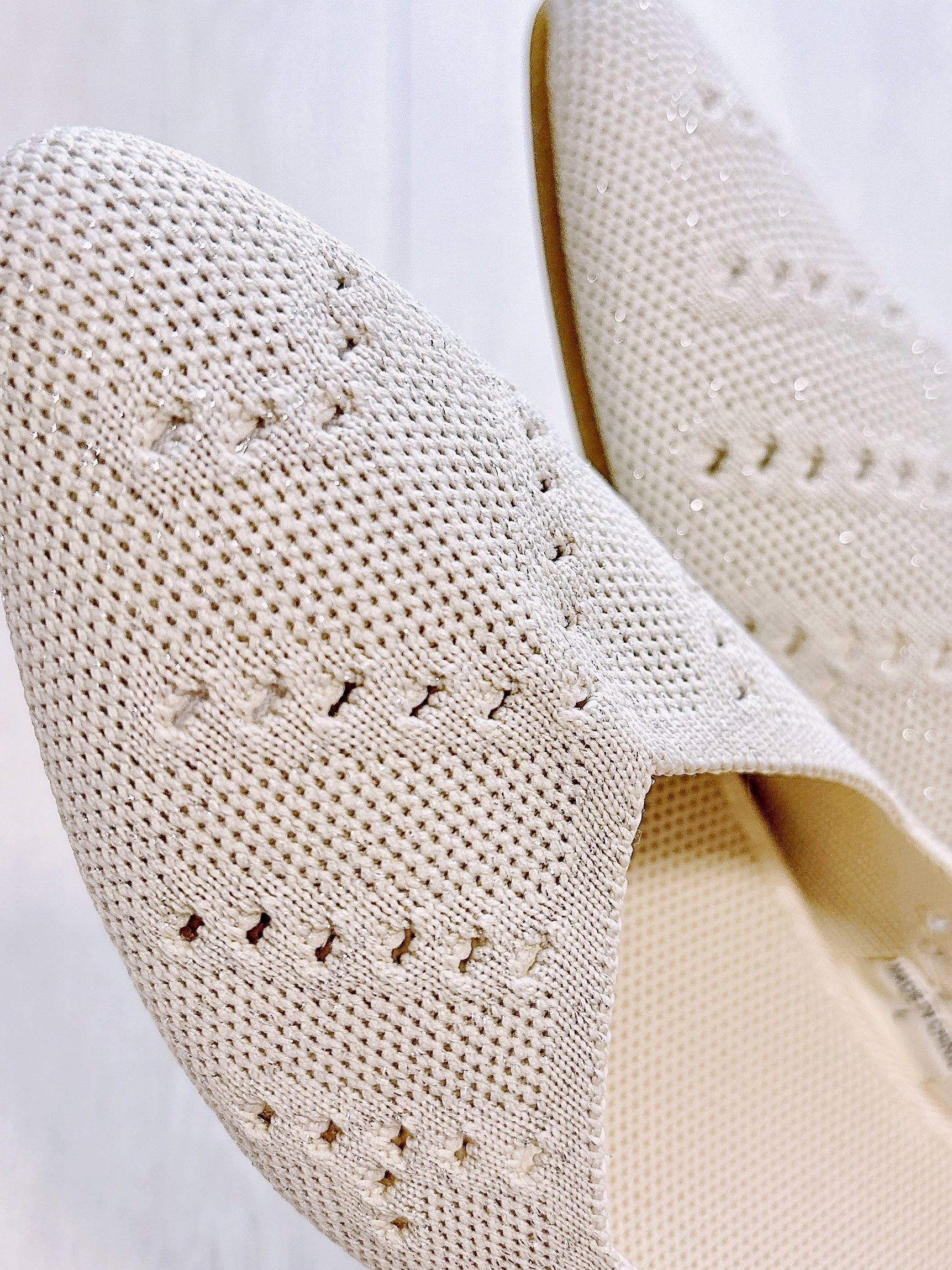 「気に入って3足目購入」グローバルワークの“楽ちんパンプス”履き心地バツグンで頼りになる！「1年履き続けリピ買いです」「長く歩いても疲れません」