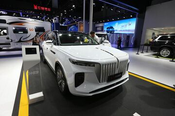 中国EVが輸出攻勢　納車の早さも売り