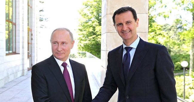 バイデン政権、対ロシアで試練　シリア援助巡り