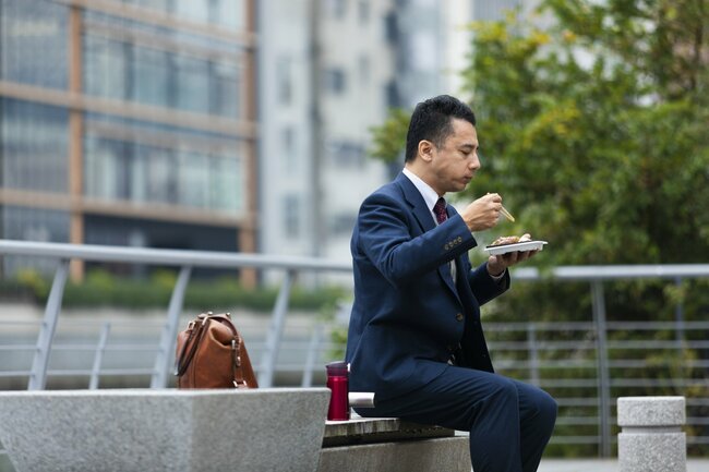 「早死に」リスクが高まる身近な食品とは?32種類の病気を引き起こす!【8カ国24万人調査】
