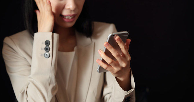 「SNSを使っていなければ、あの人のあんな面を知ることはなかったのに」とか、「あんな投稿からあんな論争になってしまうなんて……」といった後悔を覚えている人もいるはずです