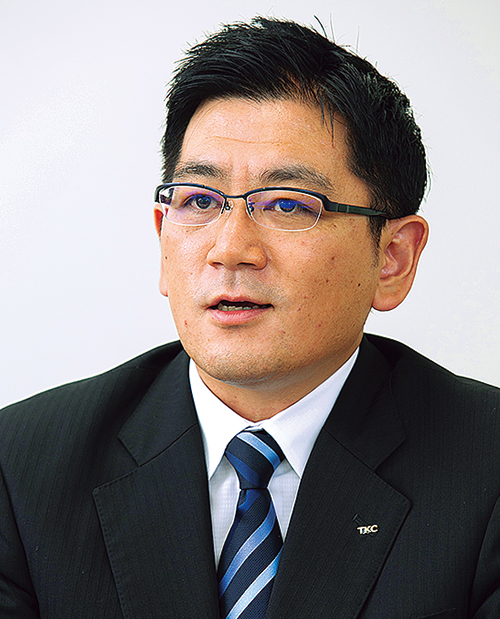 豊富な業績管理機能で中堅企業の経営課題と解決策を見つけ会計で会社を強くする
